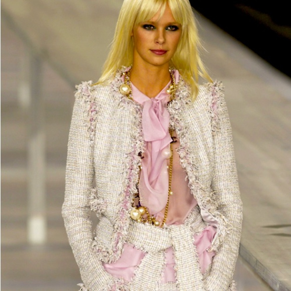 CHANEL 🦄2004 Pink Lavender Fantasy Heavy Tweed Fringe Jacket blazer FREE Gift!